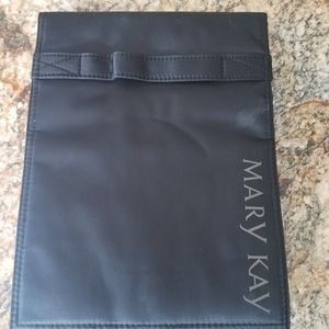 Mary Kay hanging makeup bag